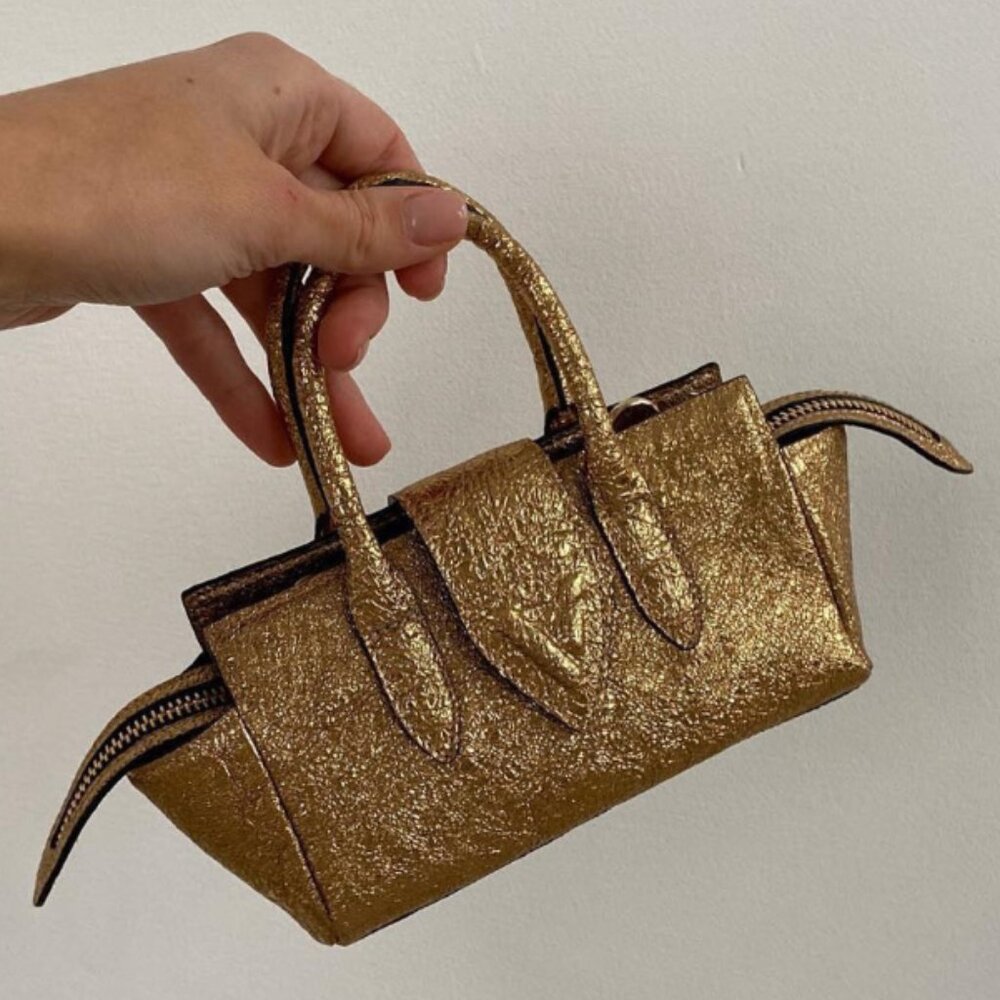 NWT. VIKELE STUDIO Mini Handbag Crossbody Bag - Gold